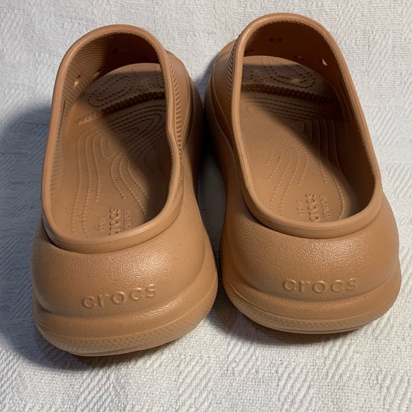 CROCS Pink/Tan Crush Slide - Picture 5 of 6